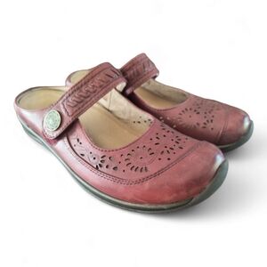 Earth Kara Hopper Mule